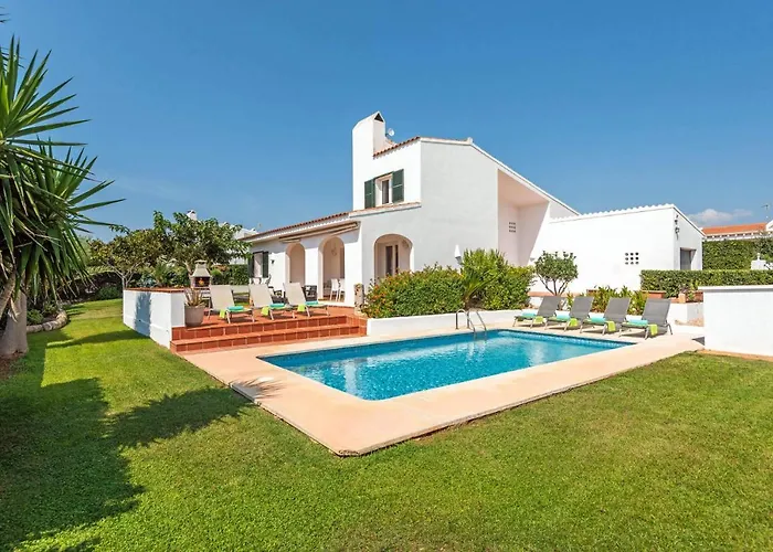 Adelaide By Sant Lluís